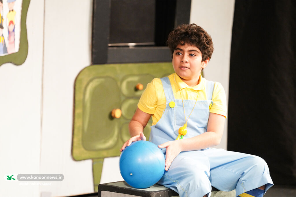 نمایشی برای کودکان و در کنار خانواده