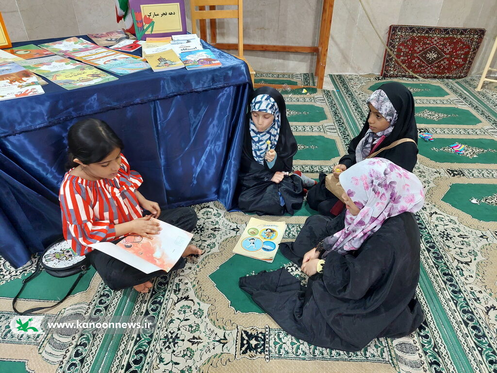 میز خدمت کانون برای کودکان و نوجوانان عالیشهری