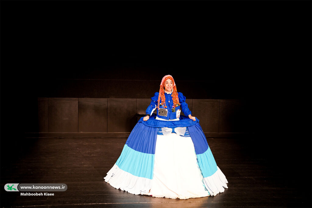 نمایش «دنیای خیالانگیز من» برای سومین بار تمدید شد