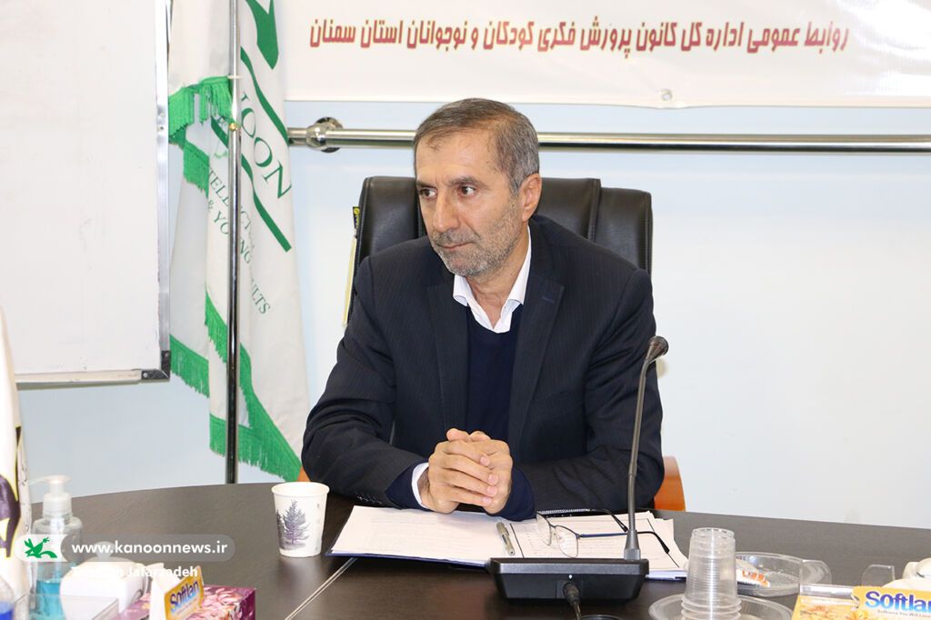 دومین جلسهی کنگره سههزار شهید استان در کانون سمنان برگزار شد