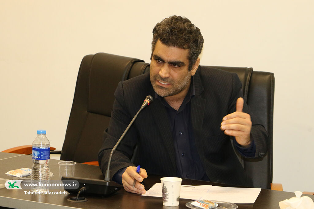 دومین جلسهی کنگره سههزار شهید استان در کانون سمنان برگزار شد