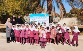 همراهی ادارات و سازمان‌های عنبرآباد در اجرای طرح کانون و مدرسه