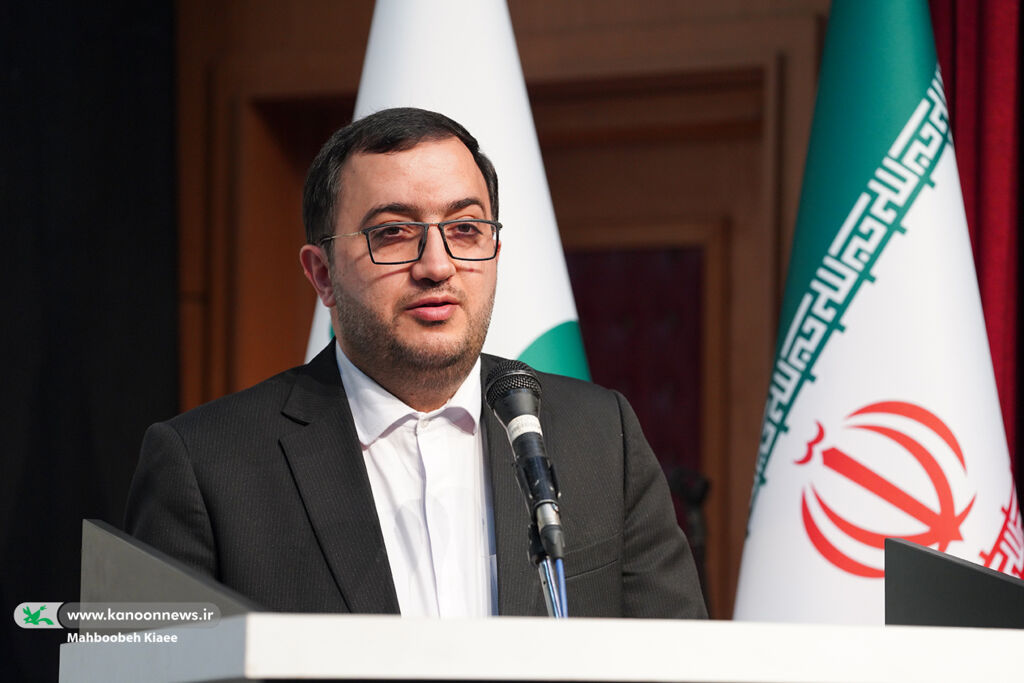 اثر هنری، ابزار ارزشمند و مهم مربیان کانون برای جهاد تبیین