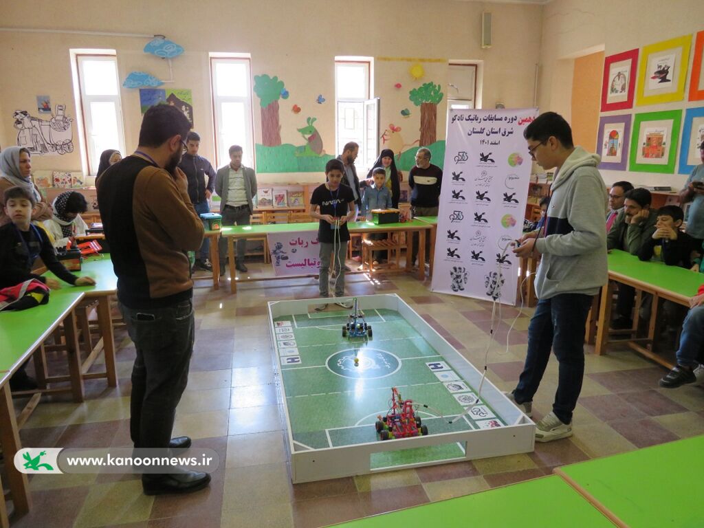 برگزاری مسابقات رباتیک شرق گلستان در کانون شماره دوگنبدکاووس