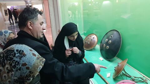 حضور گروه سرود آذربایجان شرقی در مشهد مقدس