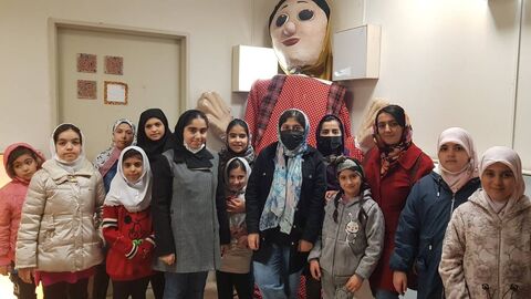 حضور گروه سرود آذربایجان شرقی در مشهد مقدس