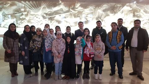 حضور گروه سرود آذربایجان شرقی در مشهد مقدس