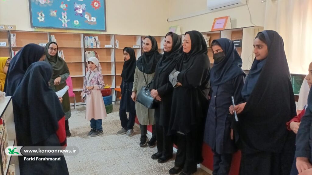 بازدید مدیرکل امور مالی و ذیحساب کانون کشور از مرکز فرهنگیهنری در نقطهی صفر مرزی سیستان و بلوچستان