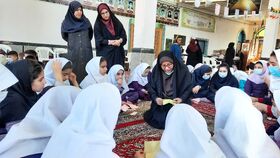 پیک امید کانون پرورش فکری  در جمع کودکان روستای گلعلی‌آباد شهرستان تنکابن