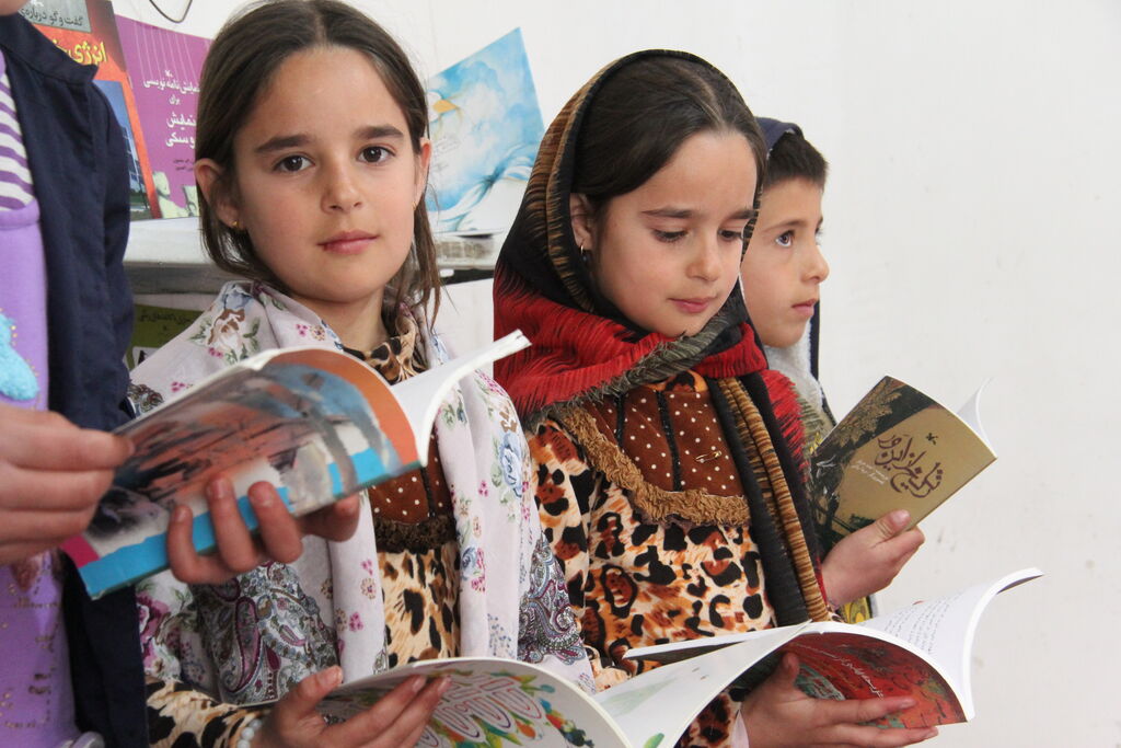 کتابخانه روستای مرزی « رازی» در قطور خوی افتتاح شد