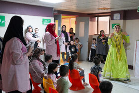 نمایش «من شگفت انگیز» در مرکز طبی کودکان اجرا شد