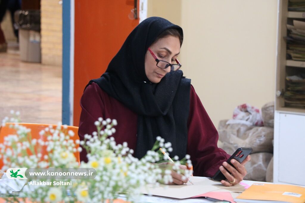 مربیان هنری به کاراکترها جان بخشیدند