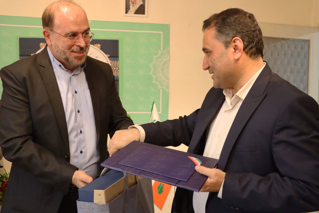 آیین تکریم و معارفه مدیرکل کانون استان تهران برگزار شد