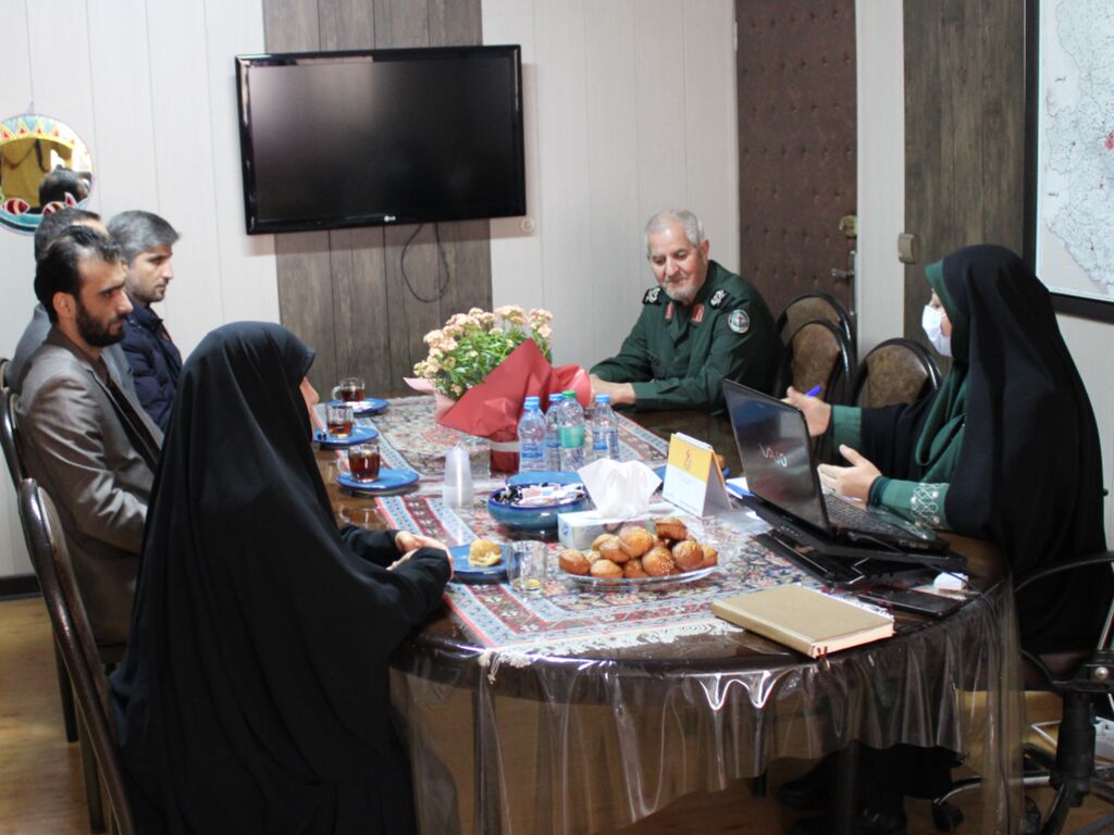 با کمک کانون می توان تحول چشم گیری را در اجرای طرح های فرهنگی و هنری برای کودکان و نوجوان استان در سال جدید رقم زد