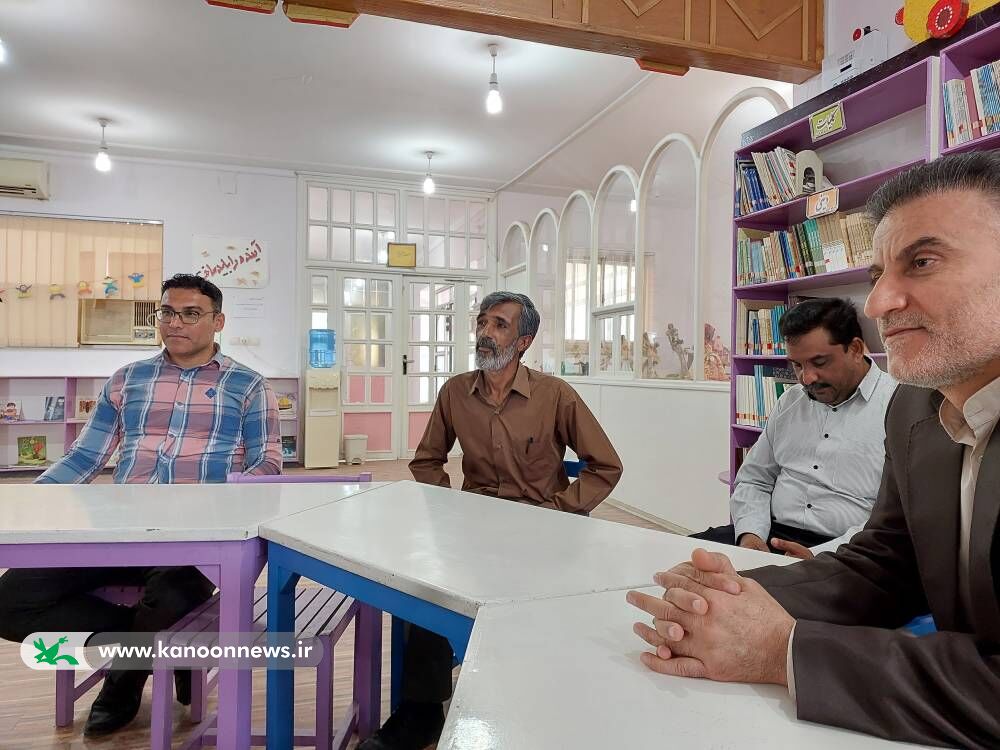 خادمان فرهنگی کودکان در مناطق کم برخوردار دشتستان تقدیر شدند