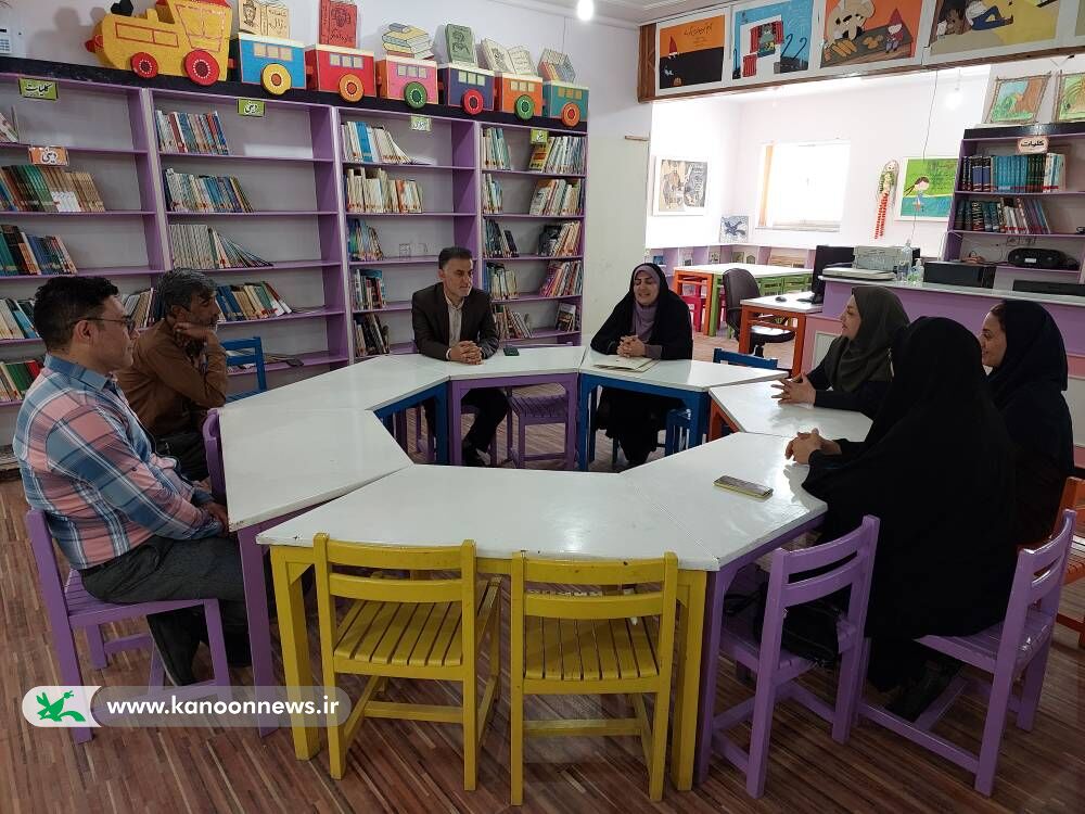 خادمان فرهنگی کودکان در مناطق کم برخوردار دشتستان تقدیر شدند