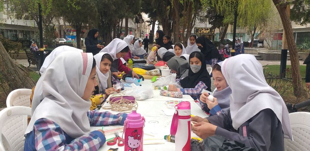 برگزاری جشنواره" دور ریختنی های ماندنی" در فرهنگسرای شهرداری