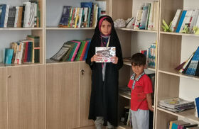 عضو  10 ساله  کانون خراسان جنوبی، اولین کتاب سال 1402 را در کانون کشور به امانت گرفت