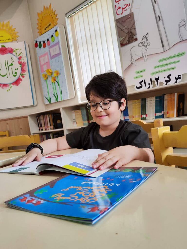 ثبت نخستین کتابهای امانتگرفته شده از مراکز کانون در سال جدید به نام دو کودک و نوجوان