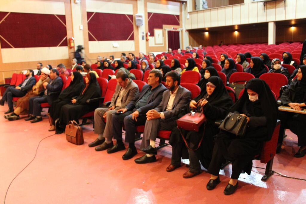 استفاده از فناوریها را ارتقاء میدهیم