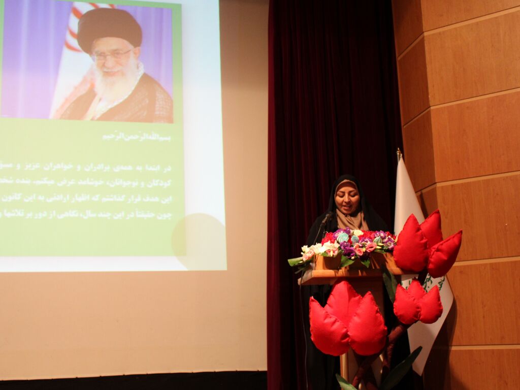 آیین تکریم و معارفه مدیرکل کانون پرورش فکری کودکان و نوجوانان استان همدان برگزار شد