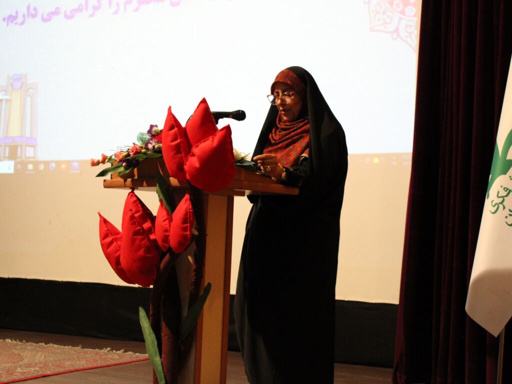 آیین تکریم و معارفه مدیرکل کانون پرورش فکری کودکان و نوجوانان استان همدان برگزار شد