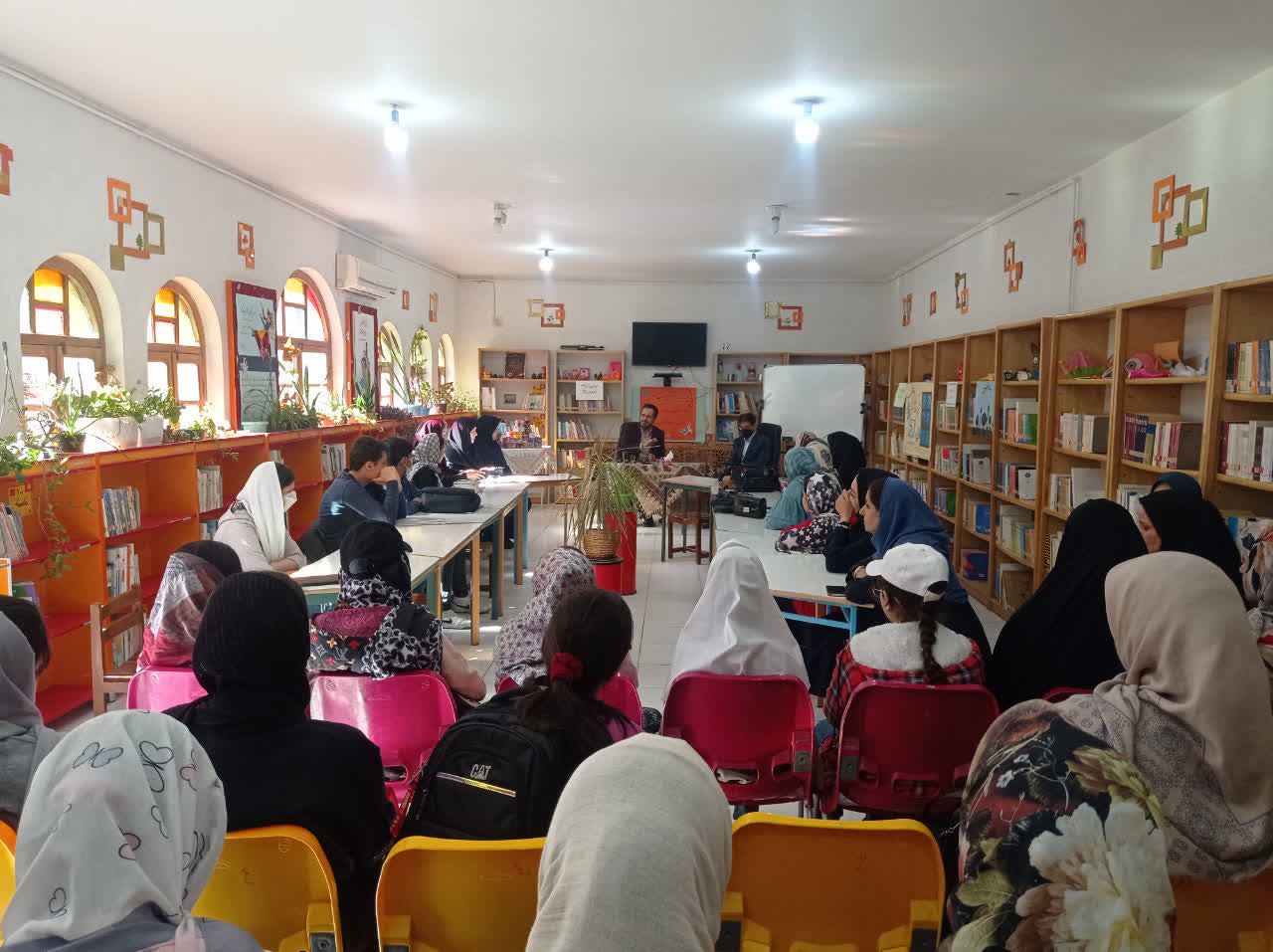 ویژه برنامهی «آیه آیه تا خدا» در خانه موزه جلیلی کانون کرمانشاه برگزار شد