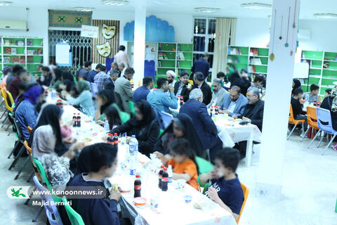 ویژه برنامه افطاری بچه‌های ماه در کانون پرورش فکری مازندران