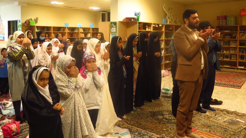 ویژه برنامههای روز اکرام در مراکز کانون استان قزوین ویژه برنامههای روز اکرام در مراکز کانون استان قزوین