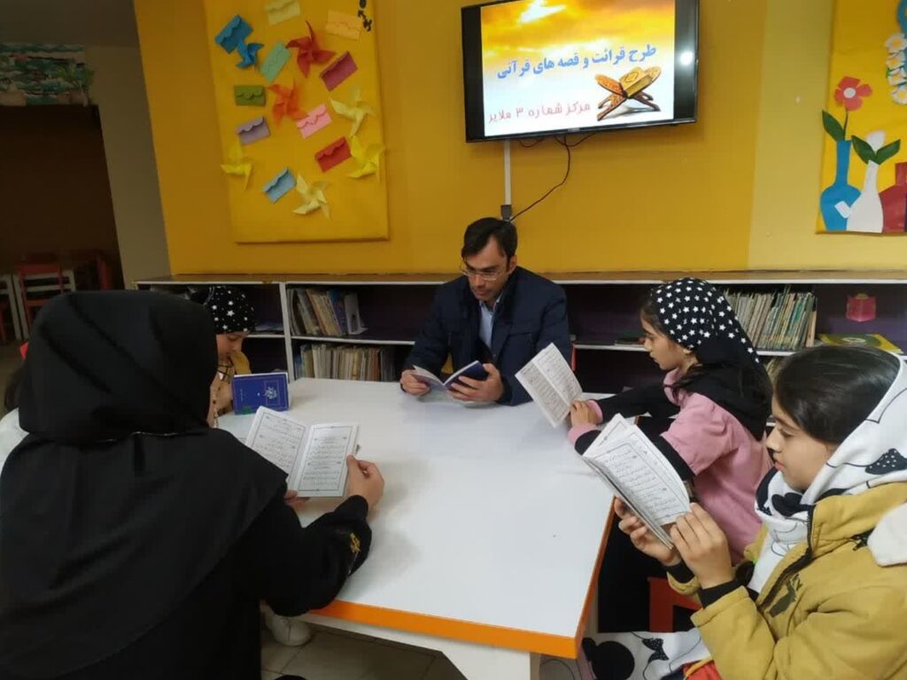 سلسه نشست های نسیم وحی در مرکز شماره ۳ ملایر برگزار شد