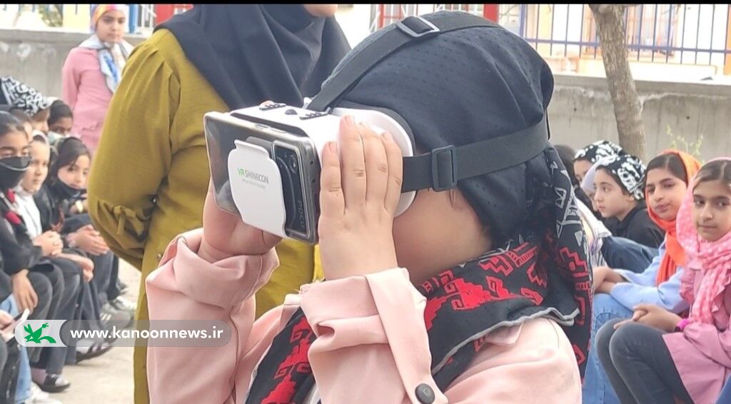 اعضای کانون با خانواده فضایی زمین دیدار کردند