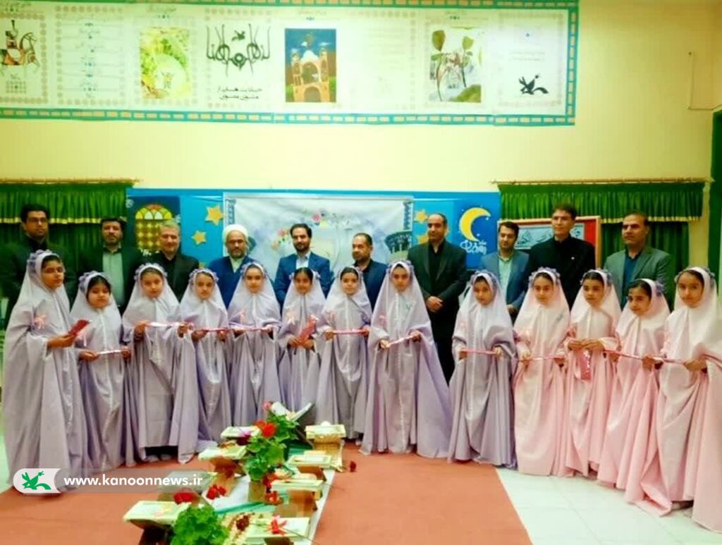 ویژهبرنامه روزه اولیها با عنوان «عطر رمضان و بهار مناجات»