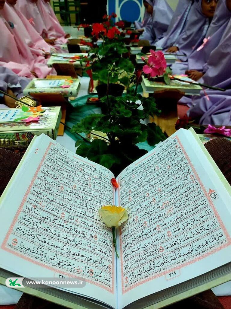 ویژهبرنامه روزه اولیها با عنوان «عطر رمضان و بهار مناجات»