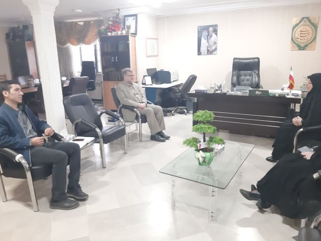 دیدار مدیرکل کانون پرورش فکری کودکان و نوجوانان استان همدان با فرماندار شهرستان اسدآباد