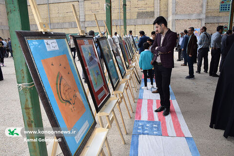 نمایشگاه و ایستگاه های نقاشی کانون لرستان در روز قدس
