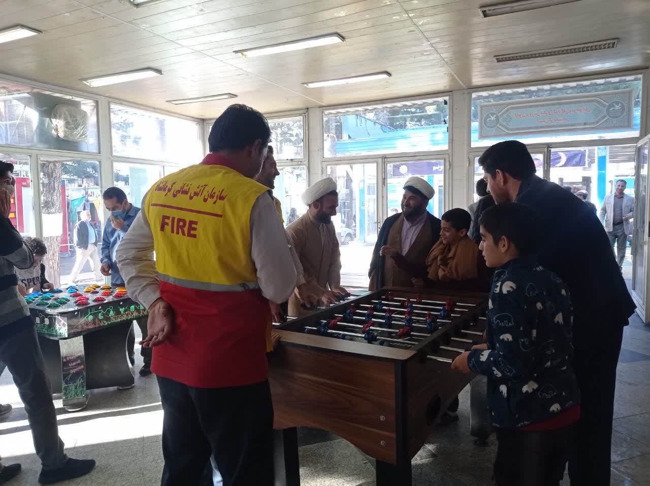 فعالیت غرفهی کانون در نمایشگاه قرآن و عترت کرمانشاه شروع شد