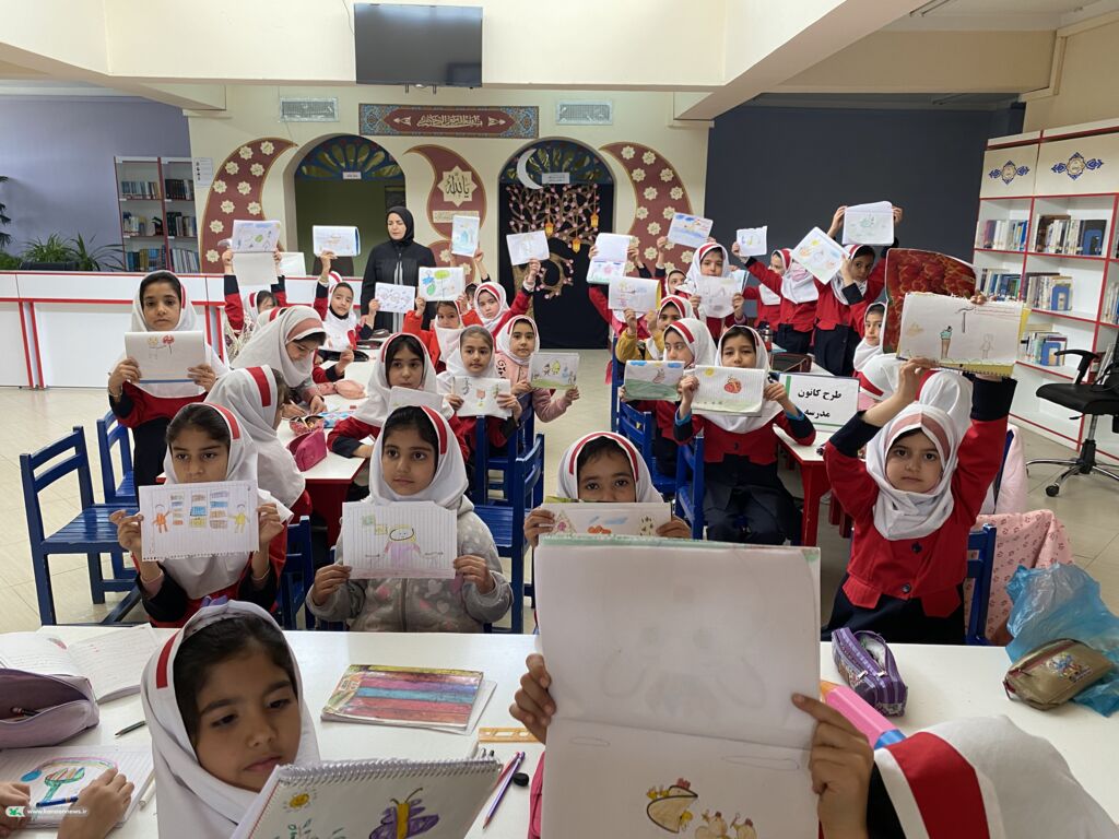 مراسم جمع خوانی قرآن کریم با حضور دانشآموزان