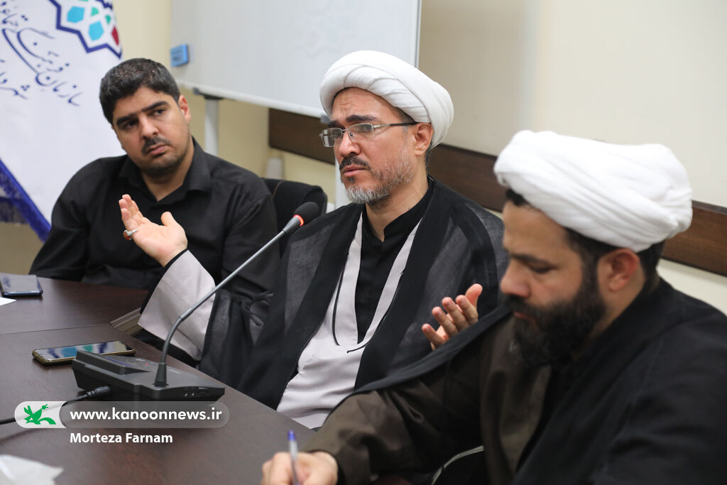 اولین نشست کارگروه فعالان فرهنگی صحیفه سجادیه برگزار شد