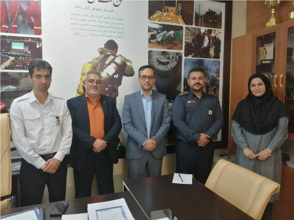مدیر کل کانون فارس با سرپرست سازمان آتشنشانی و خدمات ایمنی دیدار کرد