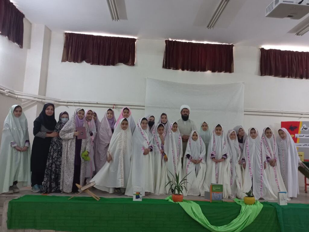 بهشتیان کوچک کانون همدان ویژه برنامه بهشتیان کوچک در مراکز فرهنگی هنری شماره ۳ و ۵ کانون پرورش فکری همدان