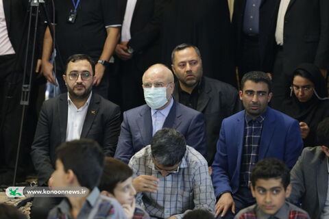 محفل اُنس با قرآن نوجوانانِ قرآنی و قاریان و حافظان برجسته کشوری