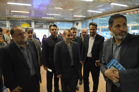 روز اول فعالیت غرفه‌ی کانون در نمایشگاه قرآن و عترت کرمانشاه