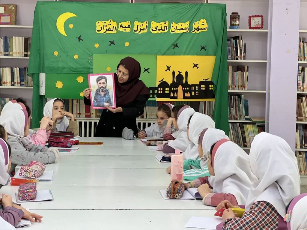 برنامه‌های گرامیداشت هفته هنر انقلاب اسلامی در مراکز کانون آذربایجان‌غربی 