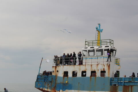 ویژه برنامه «پرواز بادبادک‌ها» در پل میانگذر دریاچه ارومیه