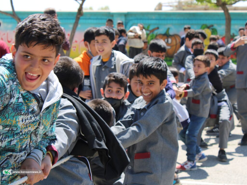 بزرگداشت روز جهانی کتابخانه های سیار در کانون استان همدان 