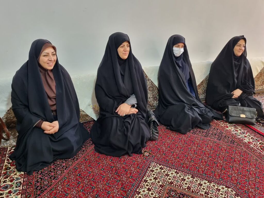 در بازدید از خانواده شهدا عنوان شد: