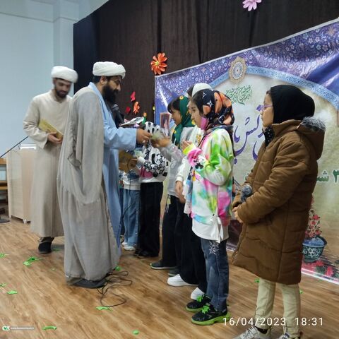 محفل انس با قرآن و افطاری مرکز قوچان