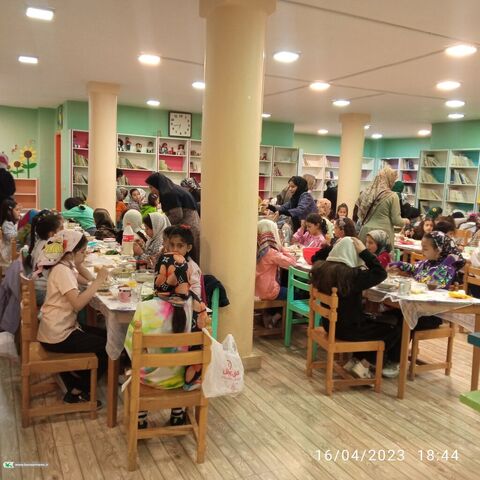 محفل انس با قرآن و افطاری مرکز قوچان