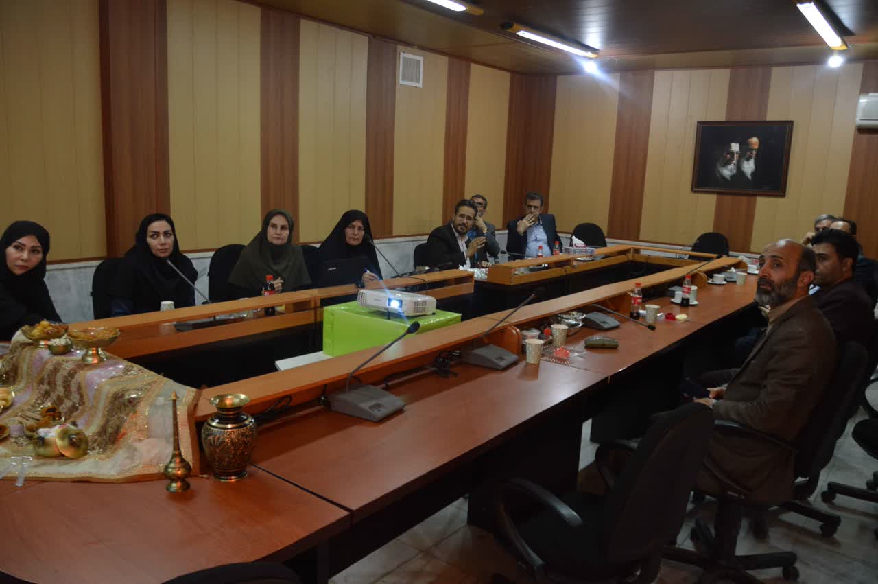 معرفی کانون و راهکارهای تقویت ارتباطی کانون استان کرمانشاه و آموزش و پرورش