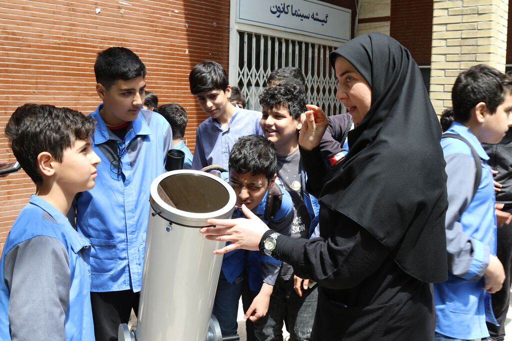 گرامیداشت هفته نجوم با اجرای برنامههای علمی در مرکز شماره سه ساری